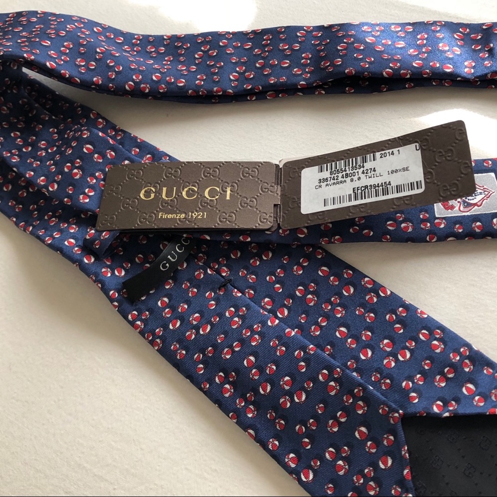 Gucci Beach Ball Tie New With Tags